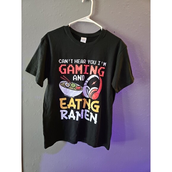 Gamer Tee Can't Hear You I'm Gaming And Eating Ramen‎ T-Shirt Med 100% Co (A292) - Picture 1 of 6